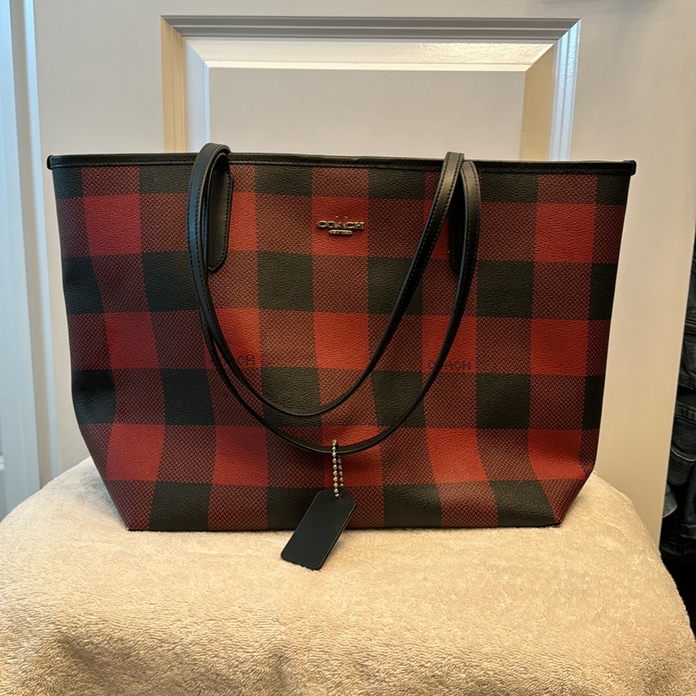 Coach Shoulder Bag.
